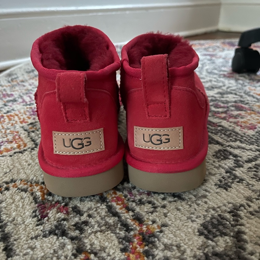 Ugg Ultra Mini - image 3